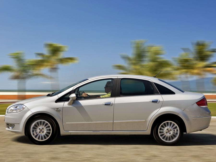  Fiat Linea 2008 года  (BR) (фото 2 из 15)